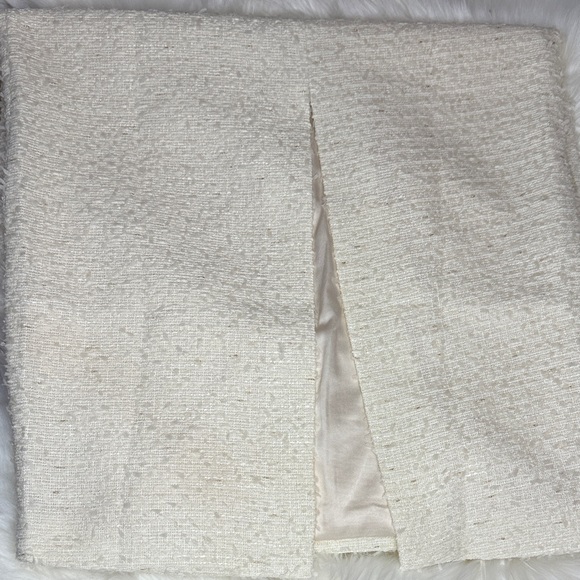 MABLE Cream Textured Skirt Set - Picture 5 of 15